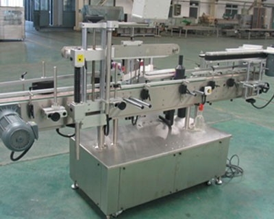 TBB不干膠貼標(biāo)機